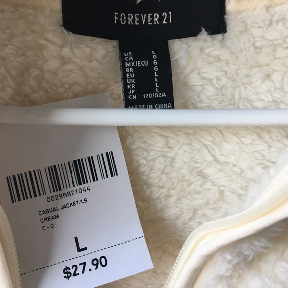 Forever 21 fuzzy pullover - Picture 2 of 2